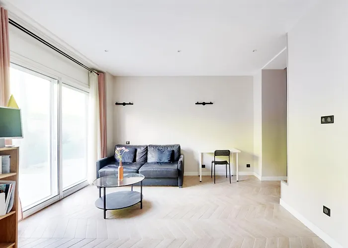 Appartement Bright And Quiet In